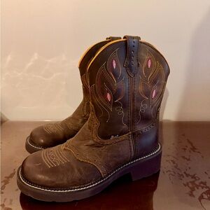 Women's Western Boots - Brown with Pink Accents